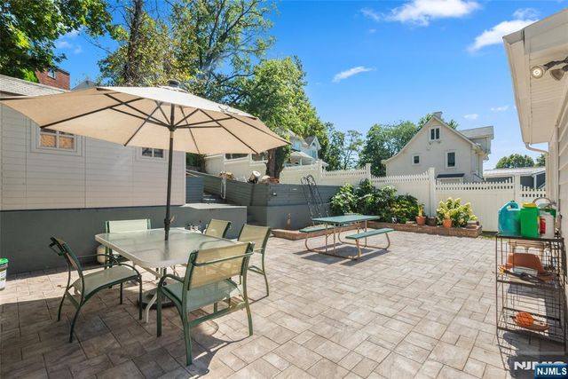 692 Passaic Avenue, Kearny, NJ 07032