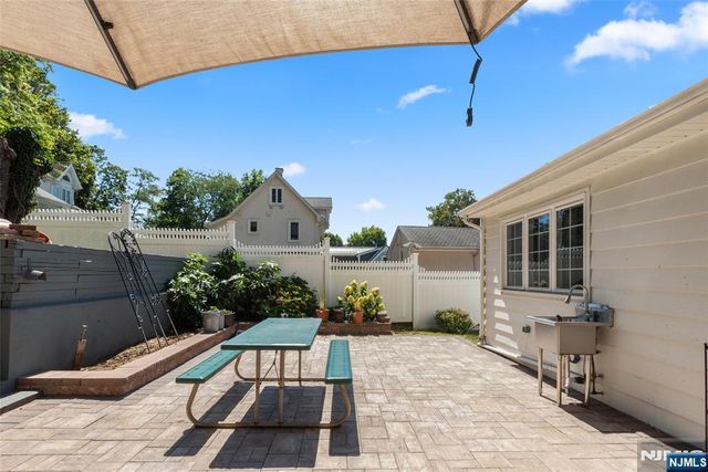 692 Passaic Avenue, Kearny, NJ 07032