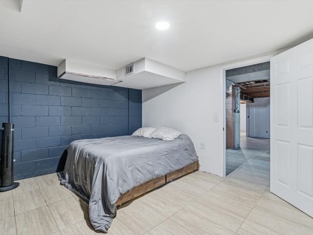 2610 31ST Street, Moline, IL 61265