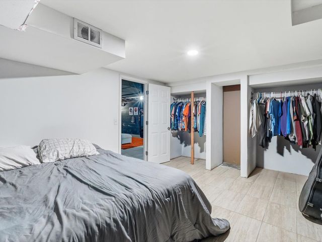 2610 31ST Street, Moline, IL 61265