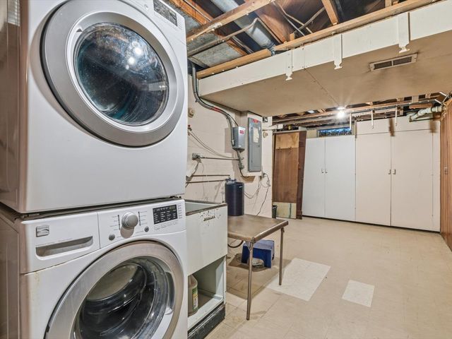 2610 31ST Street, Moline, IL 61265