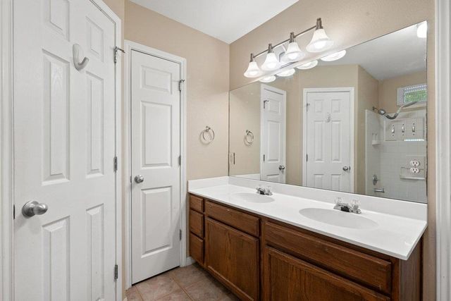 5208 SIOUX LN, Austin, TX 78734