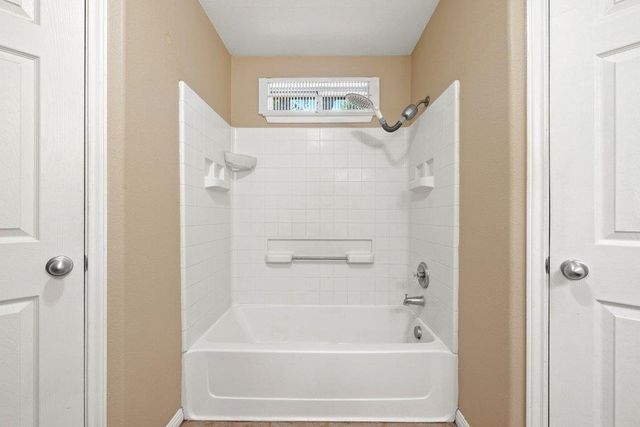 5208 SIOUX LN, Austin, TX 78734