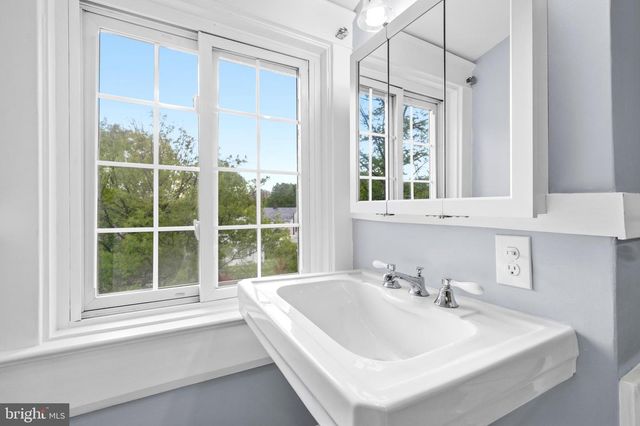 3539 NEWLAND RD, Baltimore, MD 21218