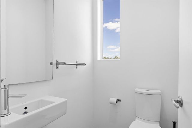 2301 S 5th ST 24, Austin, TX 78704