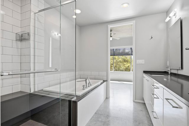 2301 S 5th ST 24, Austin, TX 78704