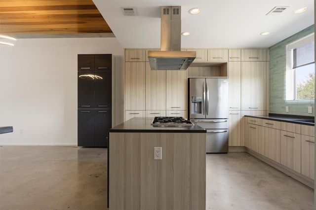 2301 S 5th ST 24, Austin, TX 78704
