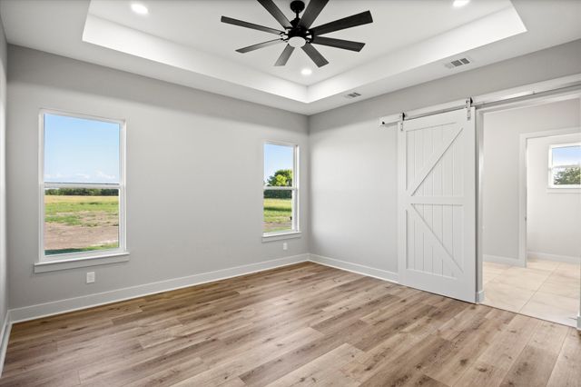 210 Wester Road, Ferris, TX 75125