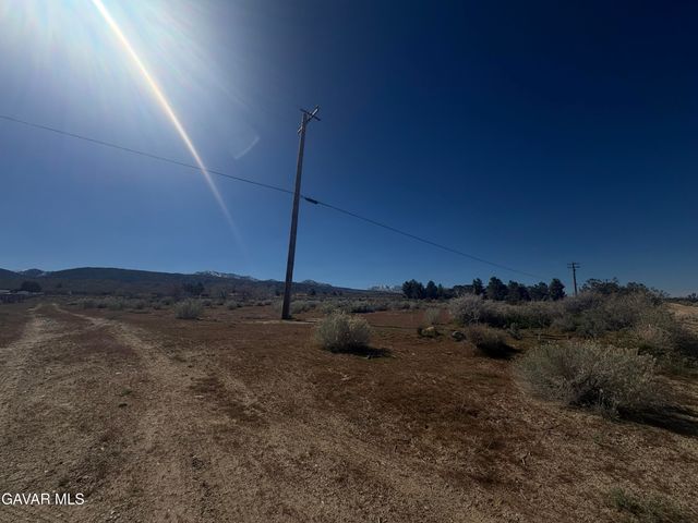 Cor Fort Tejon Drt Bada, Llano, CA 93544