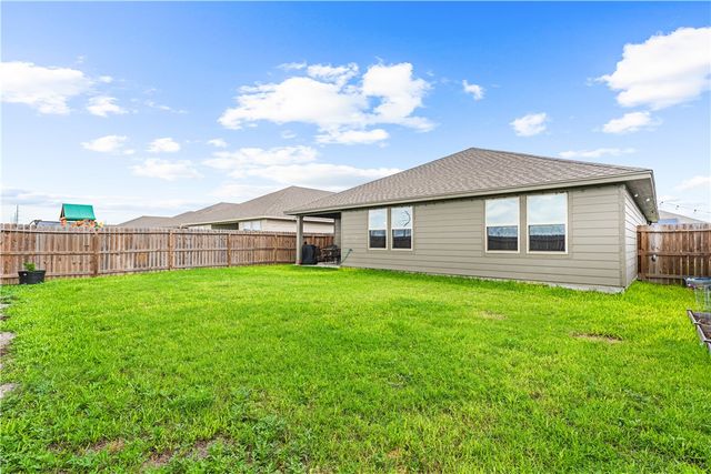 12017 Drogo Dr, Corpus Christi, TX 78410