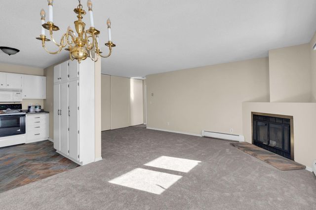 4350 Trenton Lane N 104, Plymouth, MN 55442