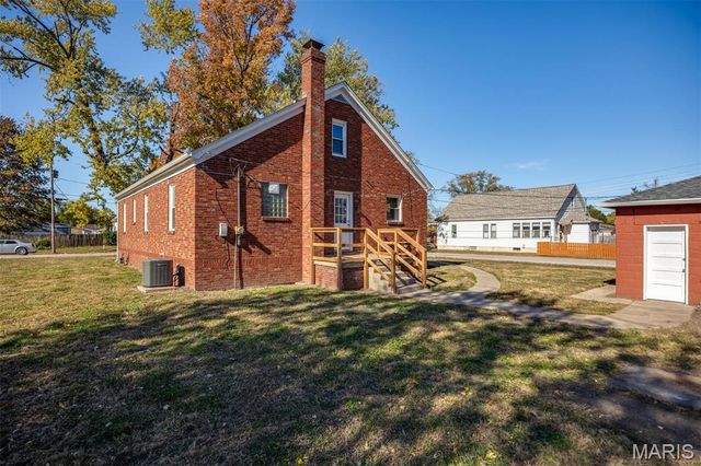 563 Sarah Street, Livingston, IL 62058