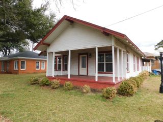 201 N Henry, Lindale, TX 75771