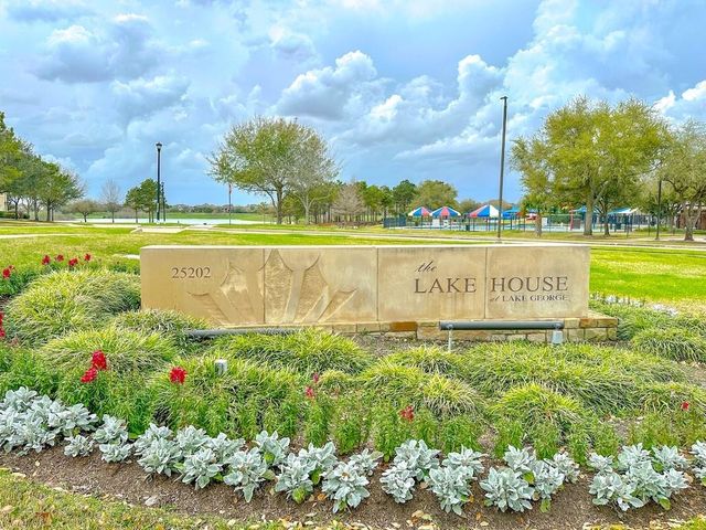 20823 Medallion Pointe Drive, Katy, TX 77450