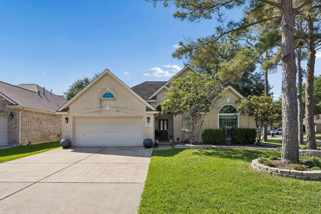 20823 Medallion Pointe Drive, Katy, TX 77450