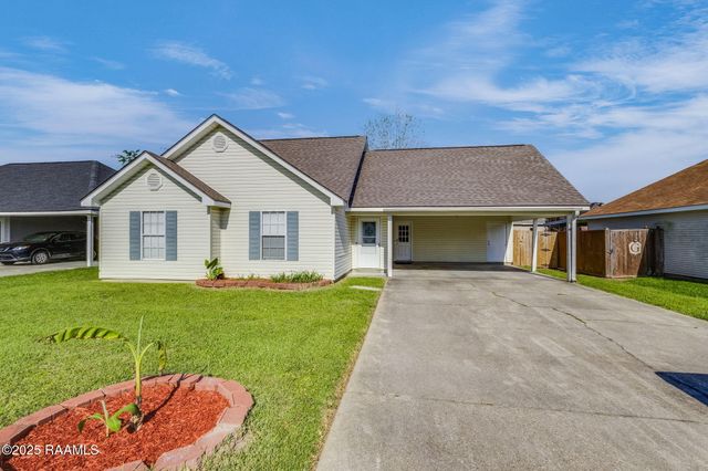215 Royalton Parkway, Lafayette, LA 70507