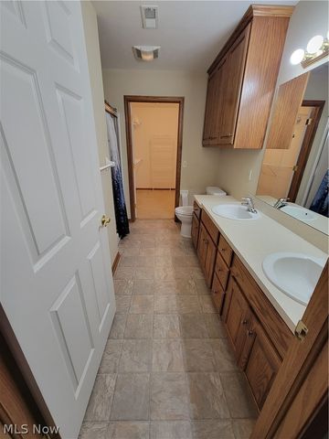 1757 Blackberry Lane, Orrville, OH 44667