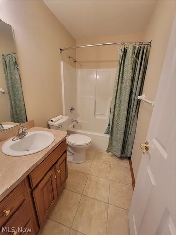 1757 Blackberry Lane, Orrville, OH 44667