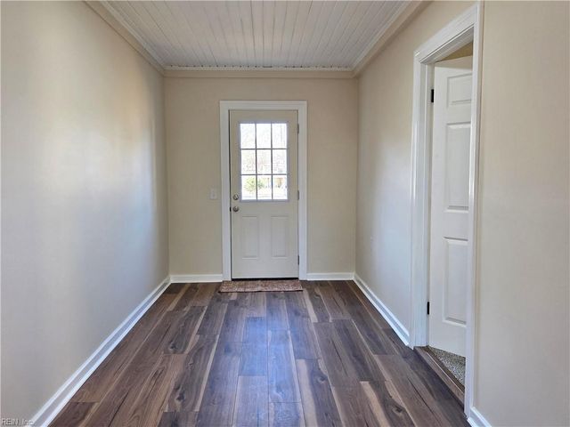 5901 Chuckatuck LN, Suffolk, VA 23432