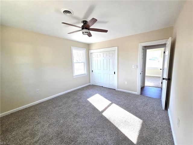 5901 Chuckatuck LN, Suffolk, VA 23432