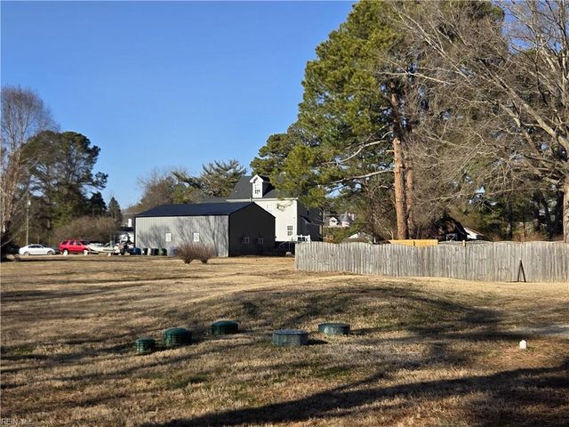 5901 Chuckatuck LN, Suffolk, VA 23432