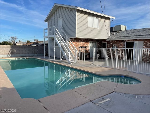 6108 Fawn Circle, Las Vegas, NV 89107