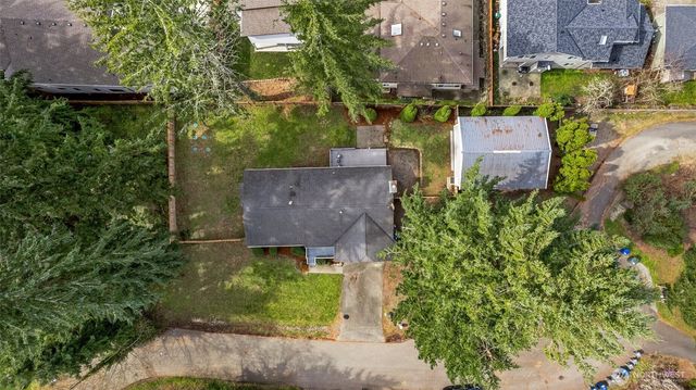 23217 NE 10th Place, Sammamish, WA 98074