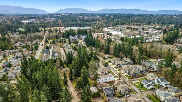 23217 NE 10th Place, Sammamish, WA 98074