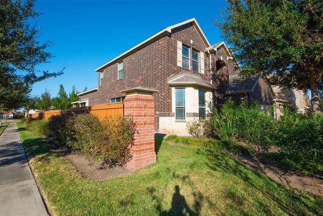 17422 Aldenwilds Lane, Richmond, TX 77407