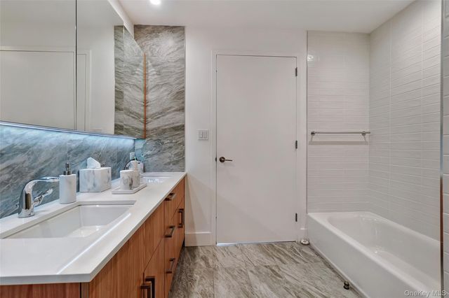 133 Beach 116th Street 4G, Rockaway Park, NY 11694