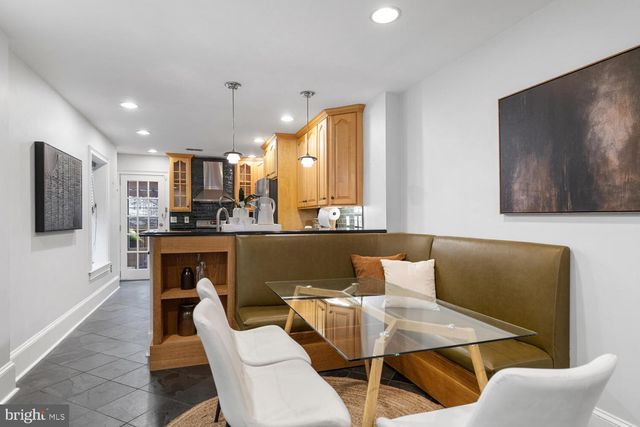 2214 BRANDYWINE ST, Philadelphia, PA 19130