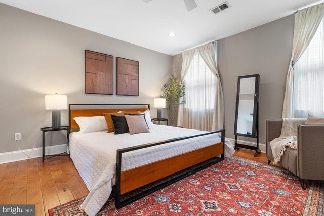 2214 BRANDYWINE ST, Philadelphia, PA 19130