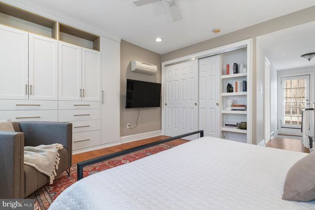 2214 BRANDYWINE ST, Philadelphia, PA 19130