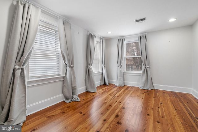 2214 BRANDYWINE ST, Philadelphia, PA 19130