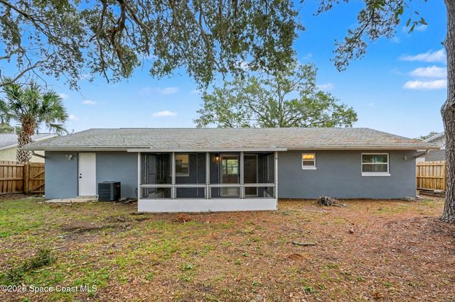 1015 Woodsmere Parkway, Rockledge, FL 32955