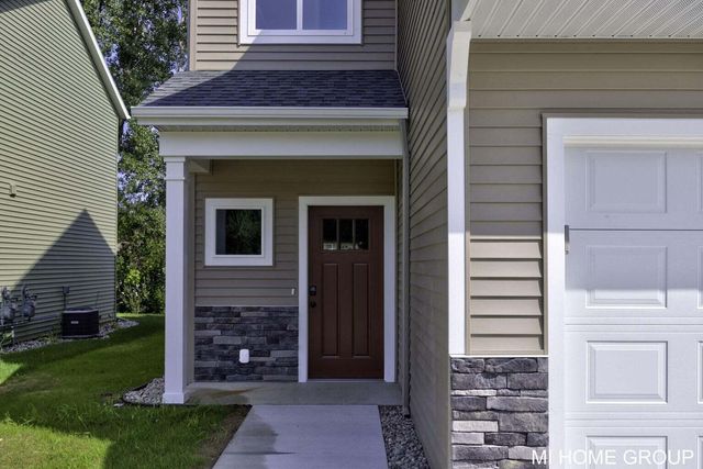 13654 Signature Drive, Holland, MI 49424