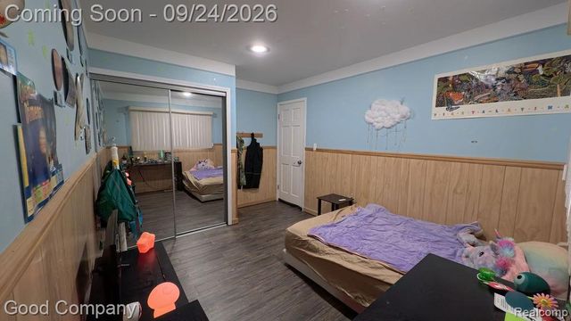 26726 Kelsey Drive, Warren, MI 48091