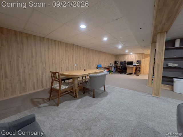 26726 Kelsey Drive, Warren, MI 48091