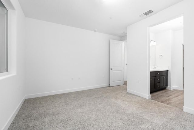 380 Huckleberry Road S, Madera, CA 93636