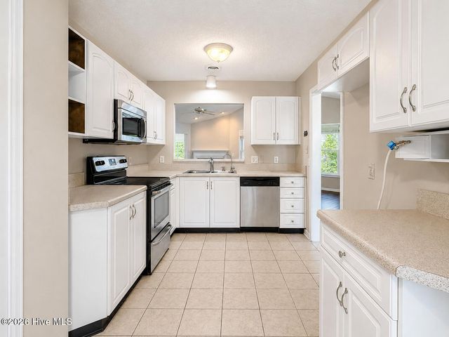 3060 Weatherby Court, Wilmington, NC 28405