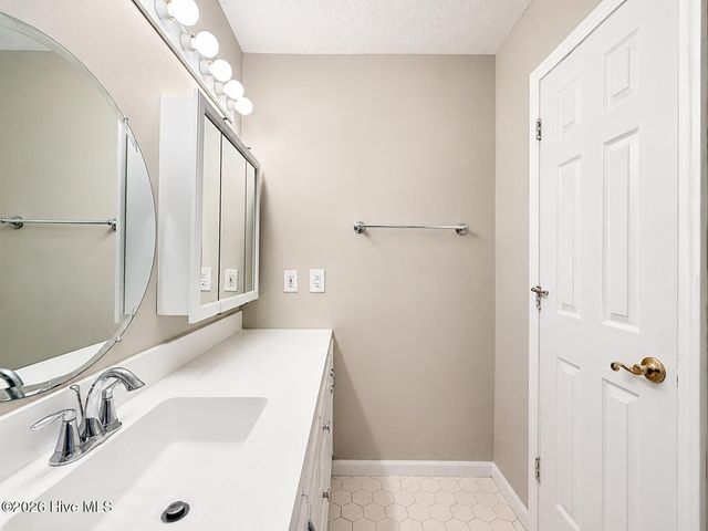 3060 Weatherby Court, Wilmington, NC 28405