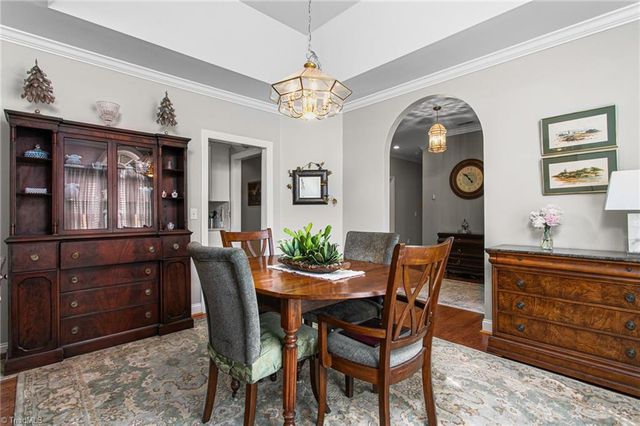128 Oakmont Drive, Kernersville, NC 27284