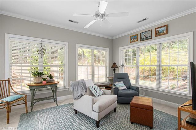 128 Oakmont Drive, Kernersville, NC 27284