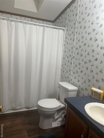 222 Chestnut Street, Kalkaska, MI 49646