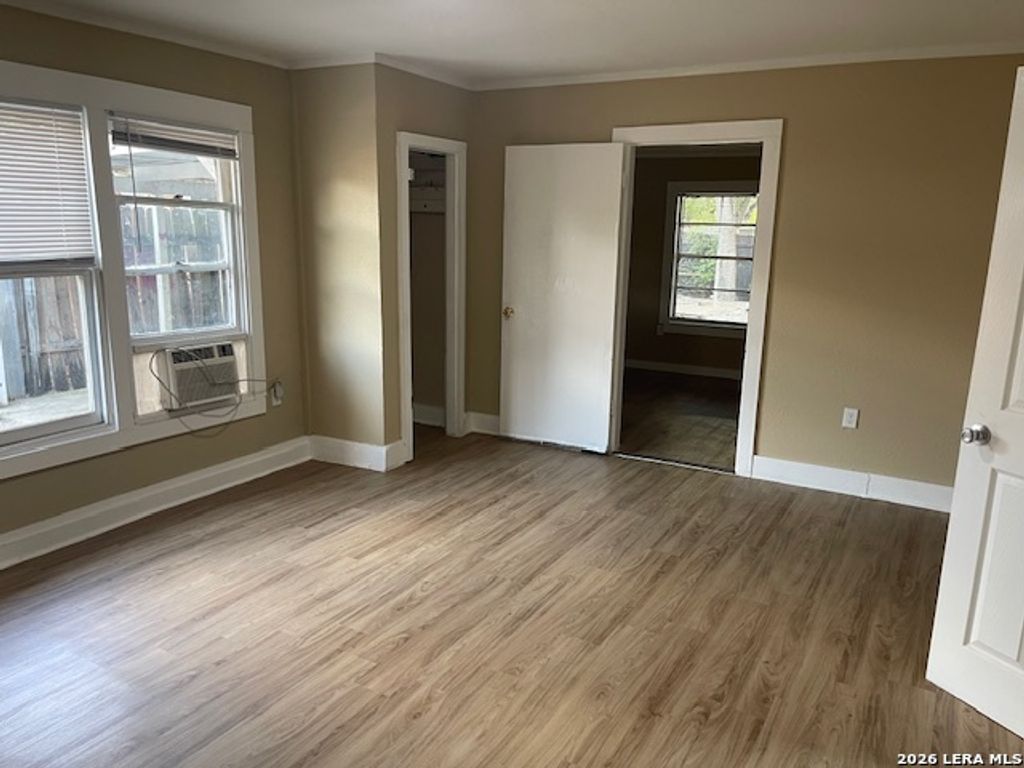 326 Stonewall St, San Antonio, TX 78214