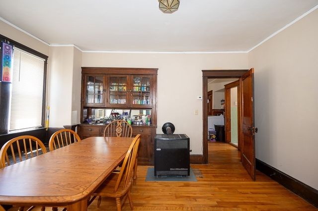 126 Sterling St, Worcester, MA 01610
