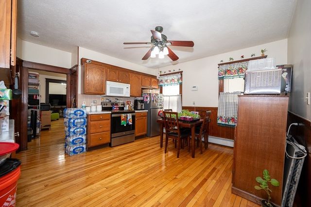 126 Sterling St, Worcester, MA 01610