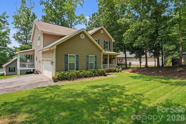 128 La Agua Lane, Troutman, NC 28166
