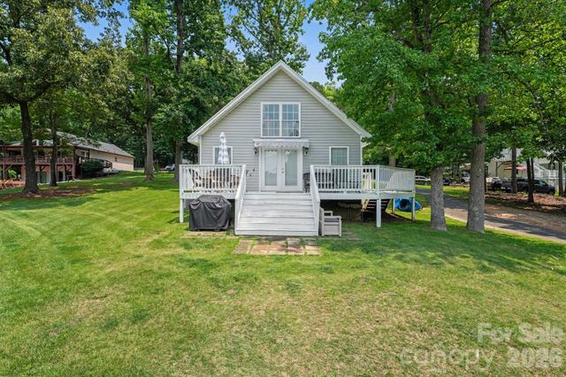 128 La Agua Lane, Troutman, NC 28166