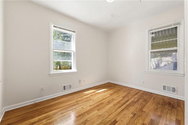 6301 E 101st Street, Kansas City, MO 64134